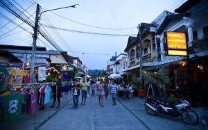Mae Name Walking Street