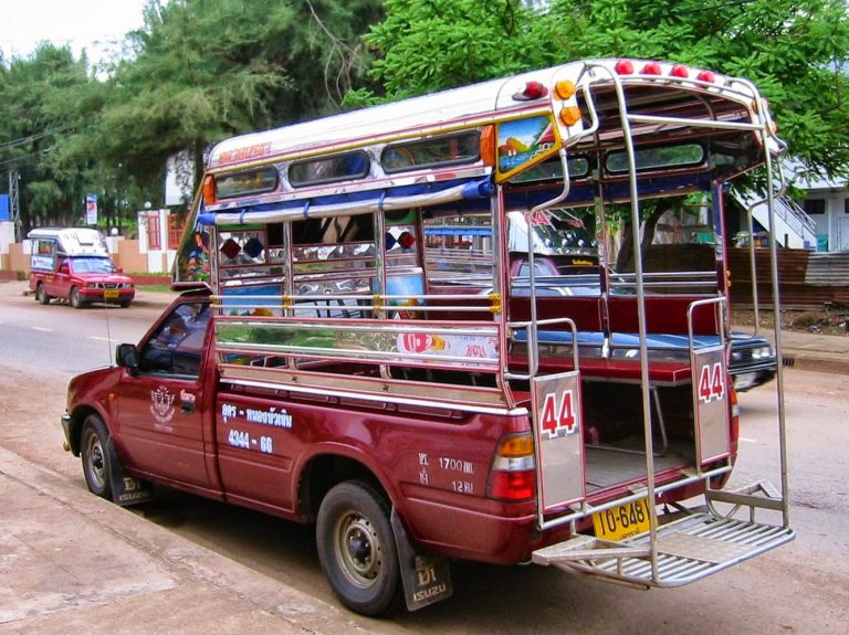 Travel Guide: Transport Options in Samui