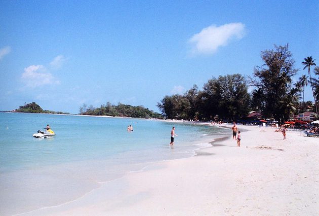 choeng mon beach