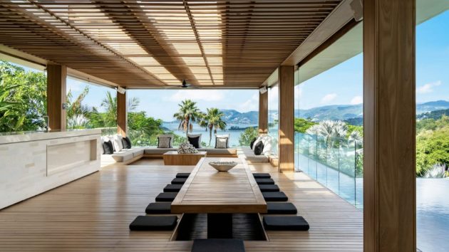 Villa Yee Sip See alfresco dining area