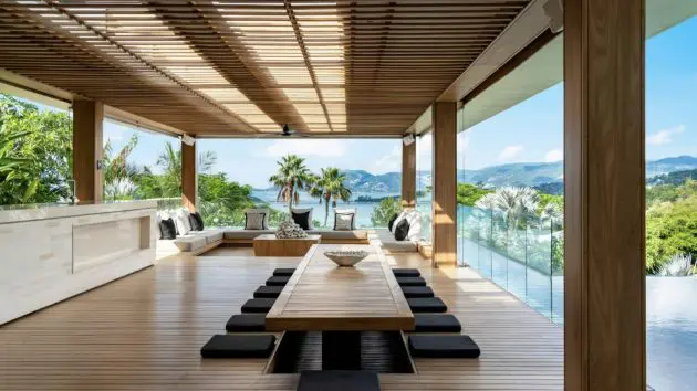 Villa Yee Sip See alfresco dining area