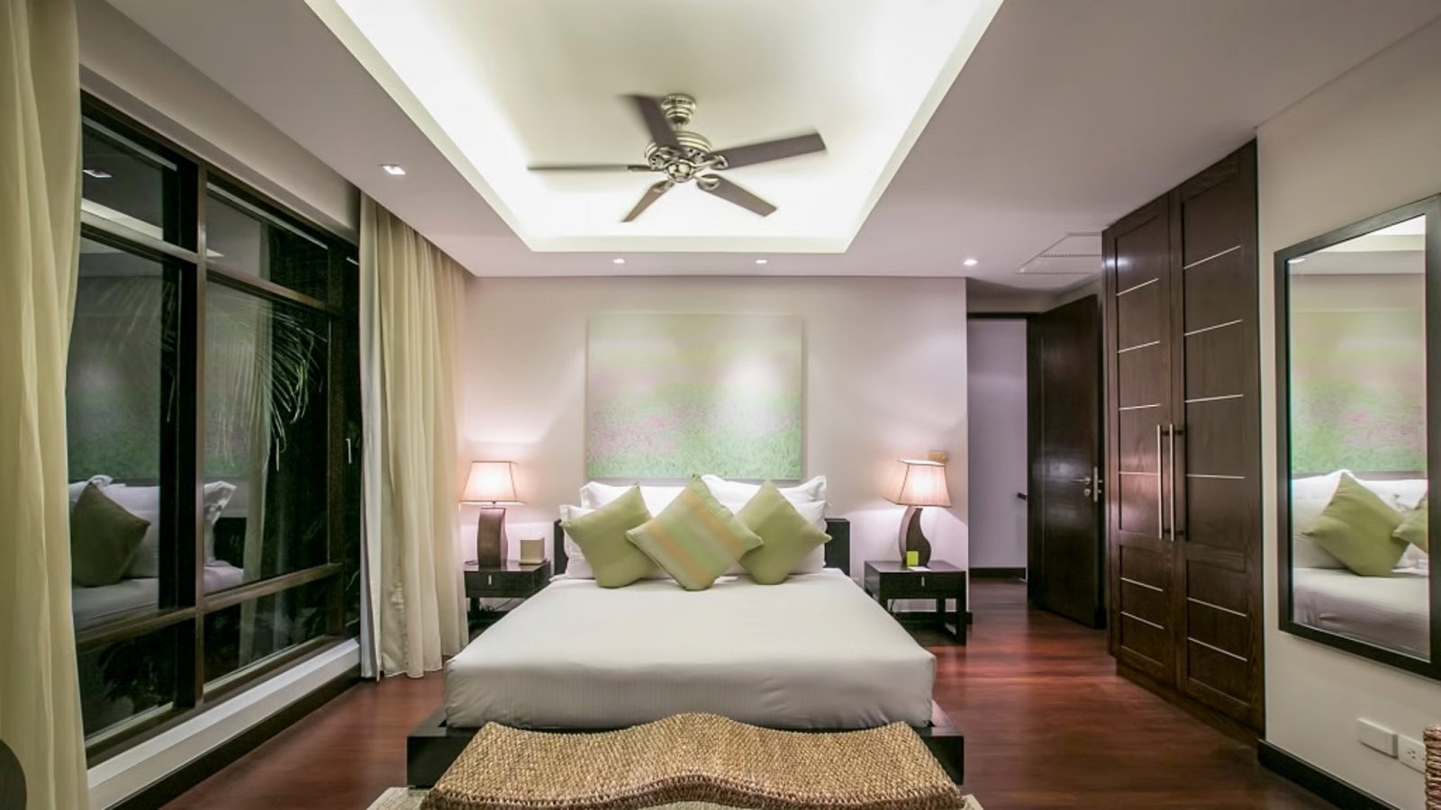 gardenia-pool-villa-master-bedroom